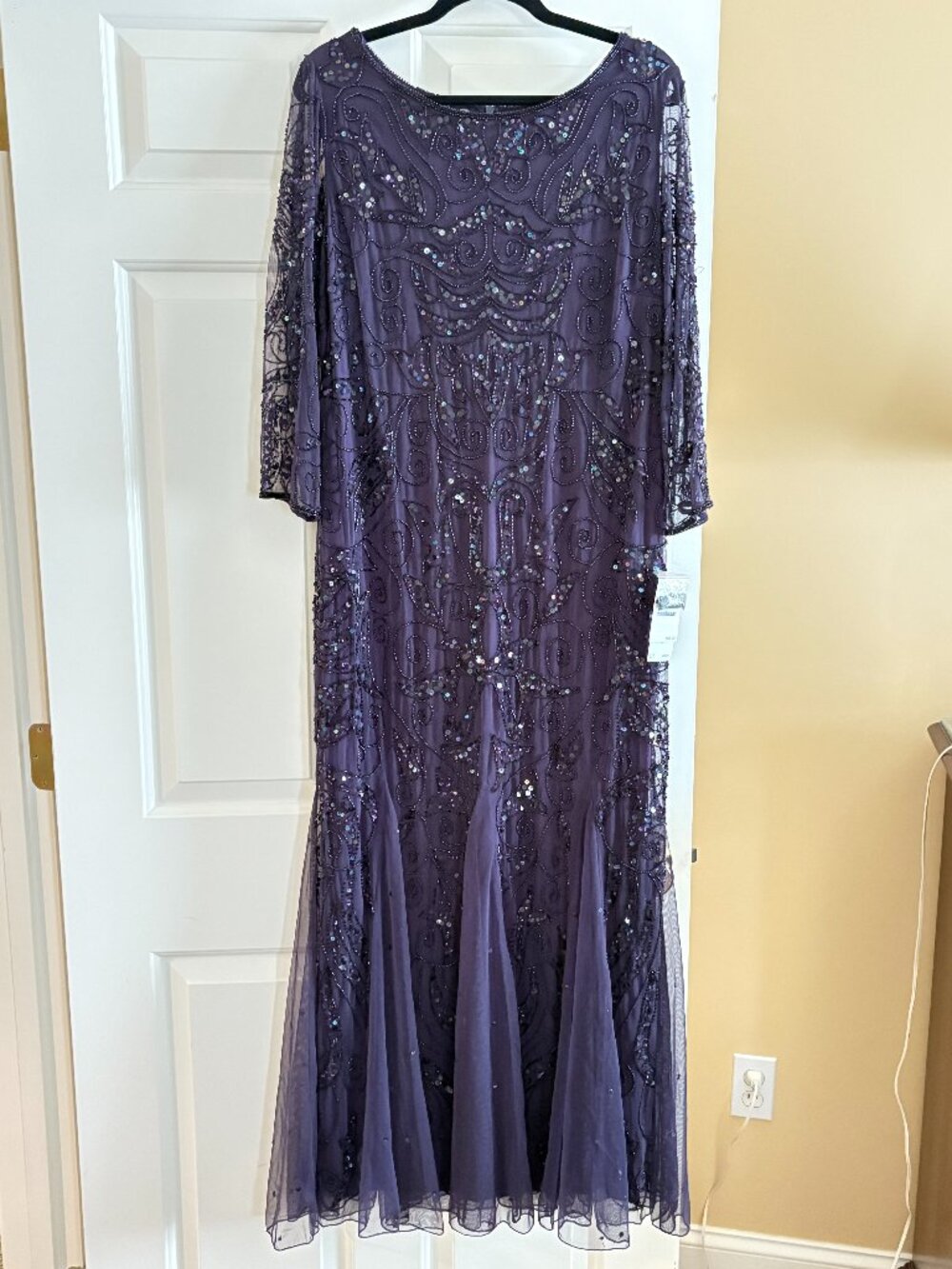 NWT Pisarro Nights  Deep Purple Beaded Sequined 3/4 Sleeve Maxi Godet Gown Sz 16